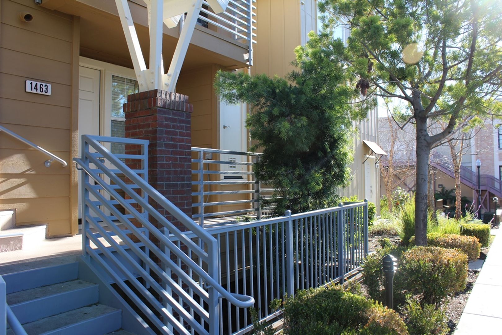 Oakland Condo: 1463 Tucker Street