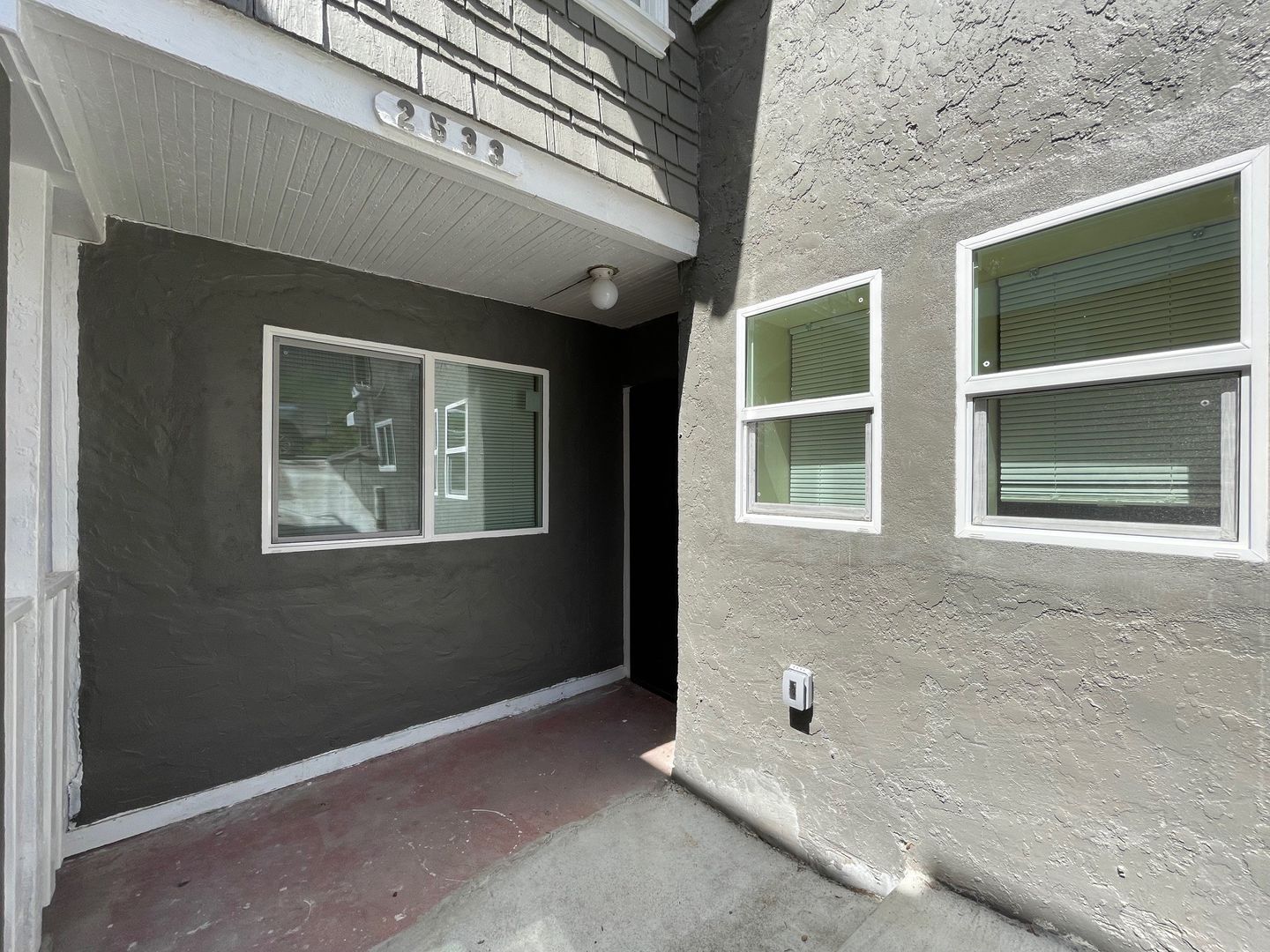 2533 Wallace Street - Main Image