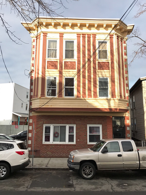 Second Floor four Bedroom Unit – photo 1