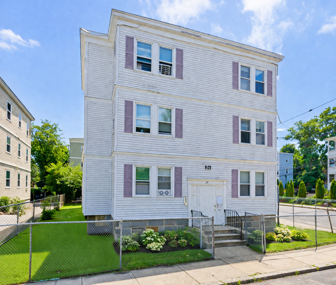 Dorchester Apartment: 20 Wildwood Street