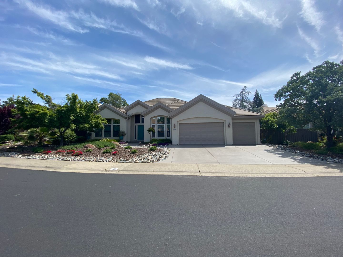 Folsom House: 125 Feather Falls Circle