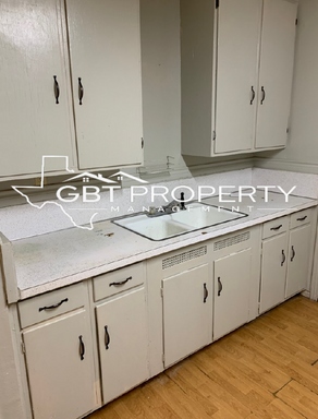 Cute! 2 Bedroom 1 Bath