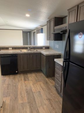 2/2 Mobile Home – photo 1