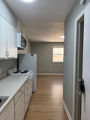 1 Bedroom 1 Bath Apartment