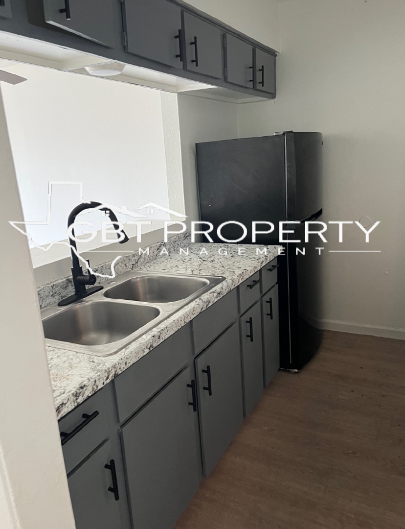 Azulyk Partners LLC. (8624)