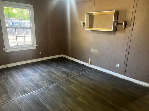 1 Bedroom 1 Bath Apartment!