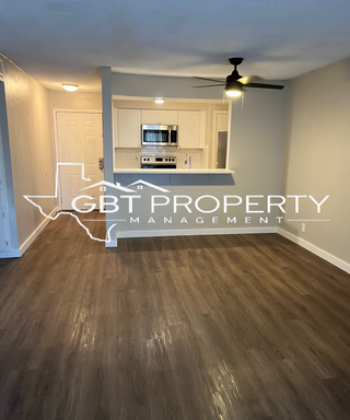 2 Bedroom 1 Bath Apartment! – photo 1