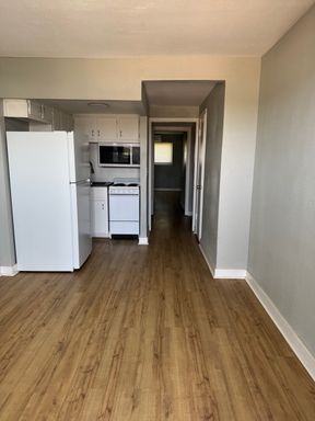 1 Bedroom 1 Bath Apartment