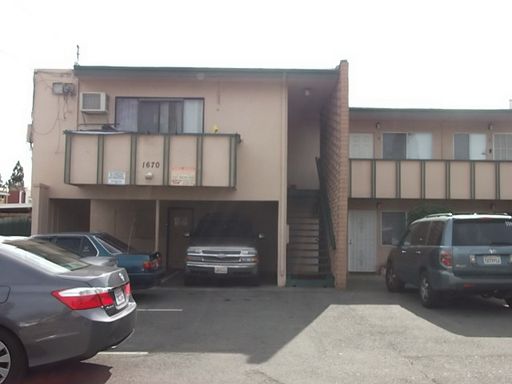 Great commute location close to freeways, shopping and schools – photo 1