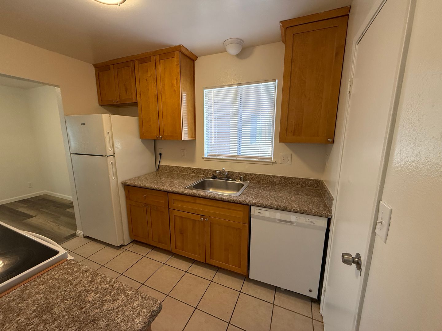 Castro Valley Apartment: 2041 Miramonte Ave