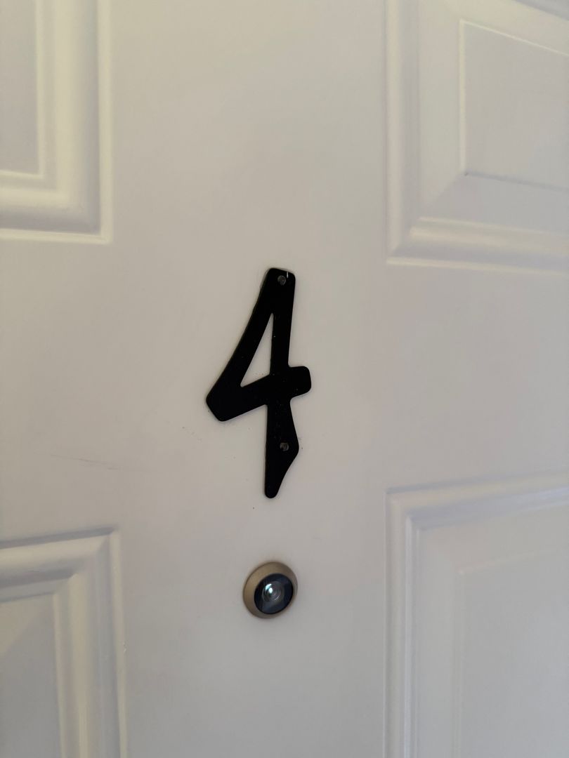 Oakland Apartment: 1512 Fruitvale Ave