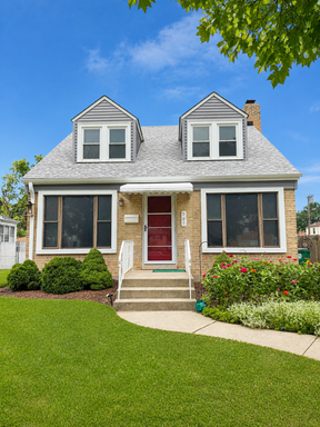 *** 3BR, 1BA / CENTRAL AIR / SS APPLIANCES / IN-UNIT LAUNDRY / GARAGE ***