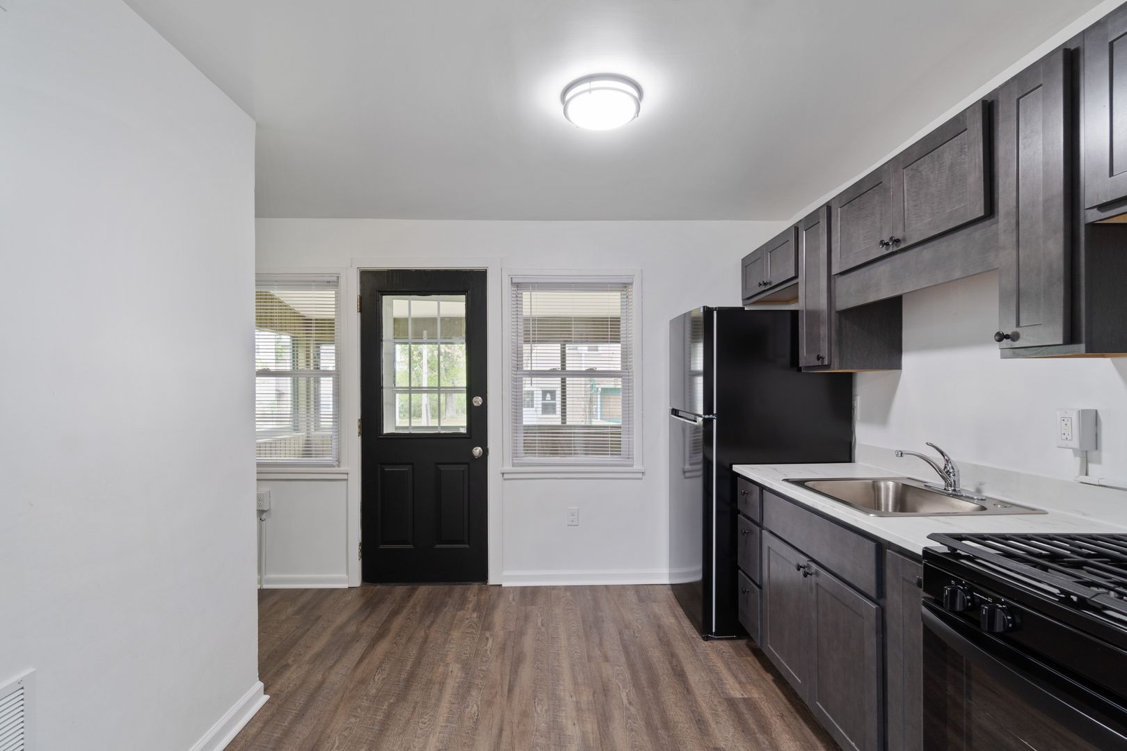 Midland Townhome: 61 Midland Heights Circle