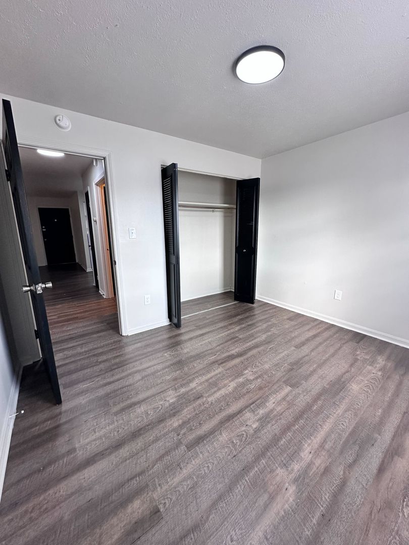 Beaver Apartment: 494 4th St