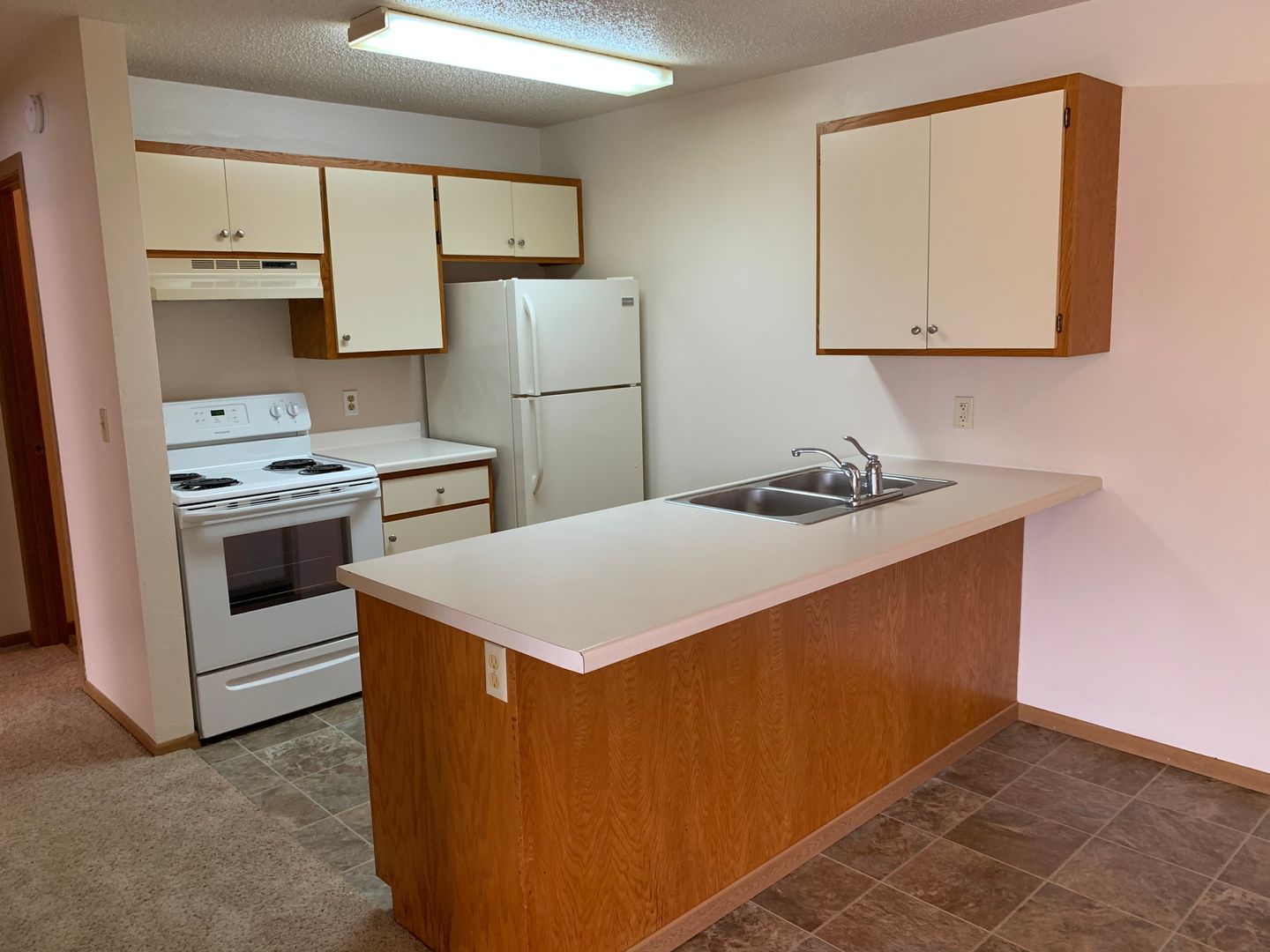 St. Cloud Apartment: 1060 7th St SE