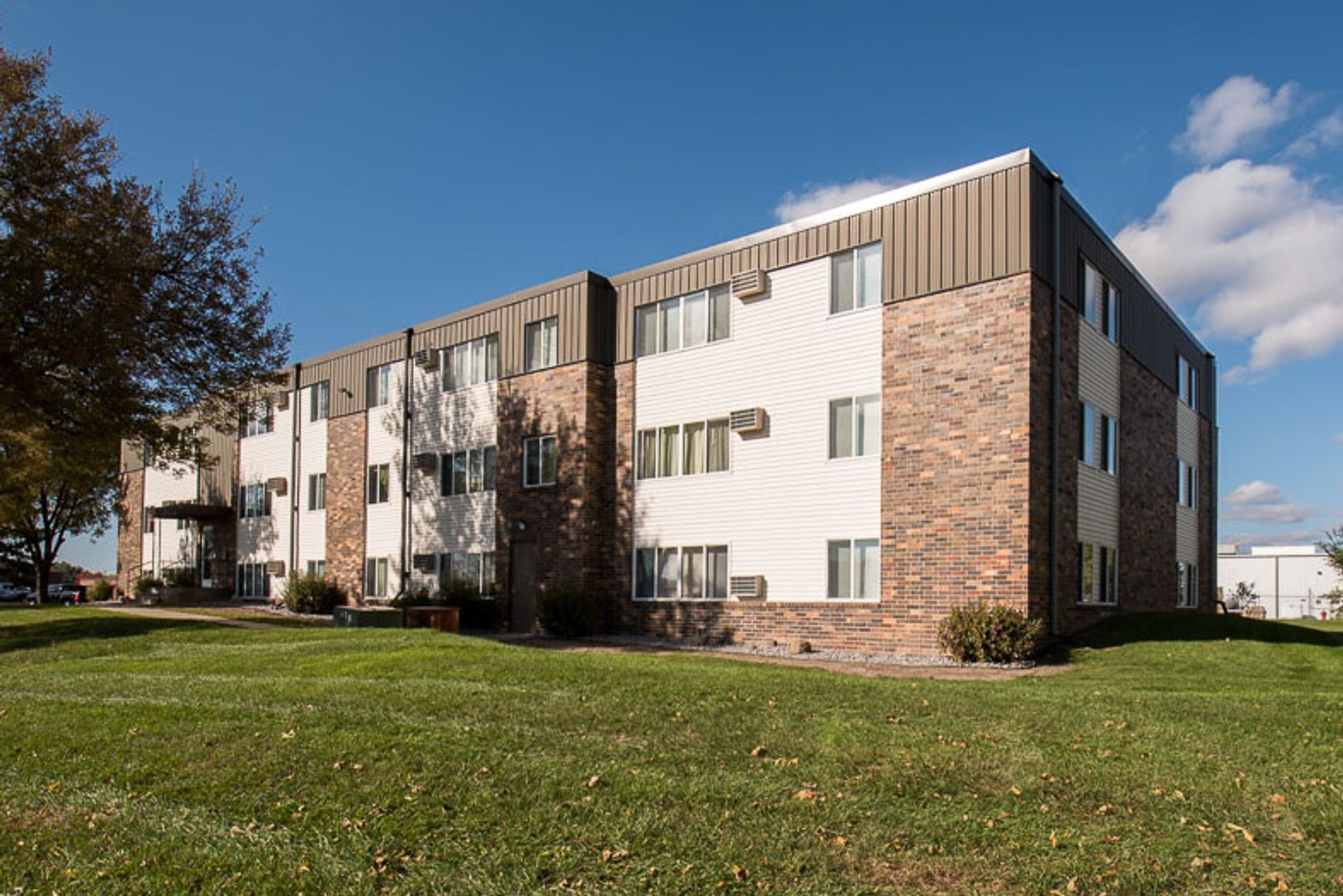 Waite Park Apartment: 601 7th St S