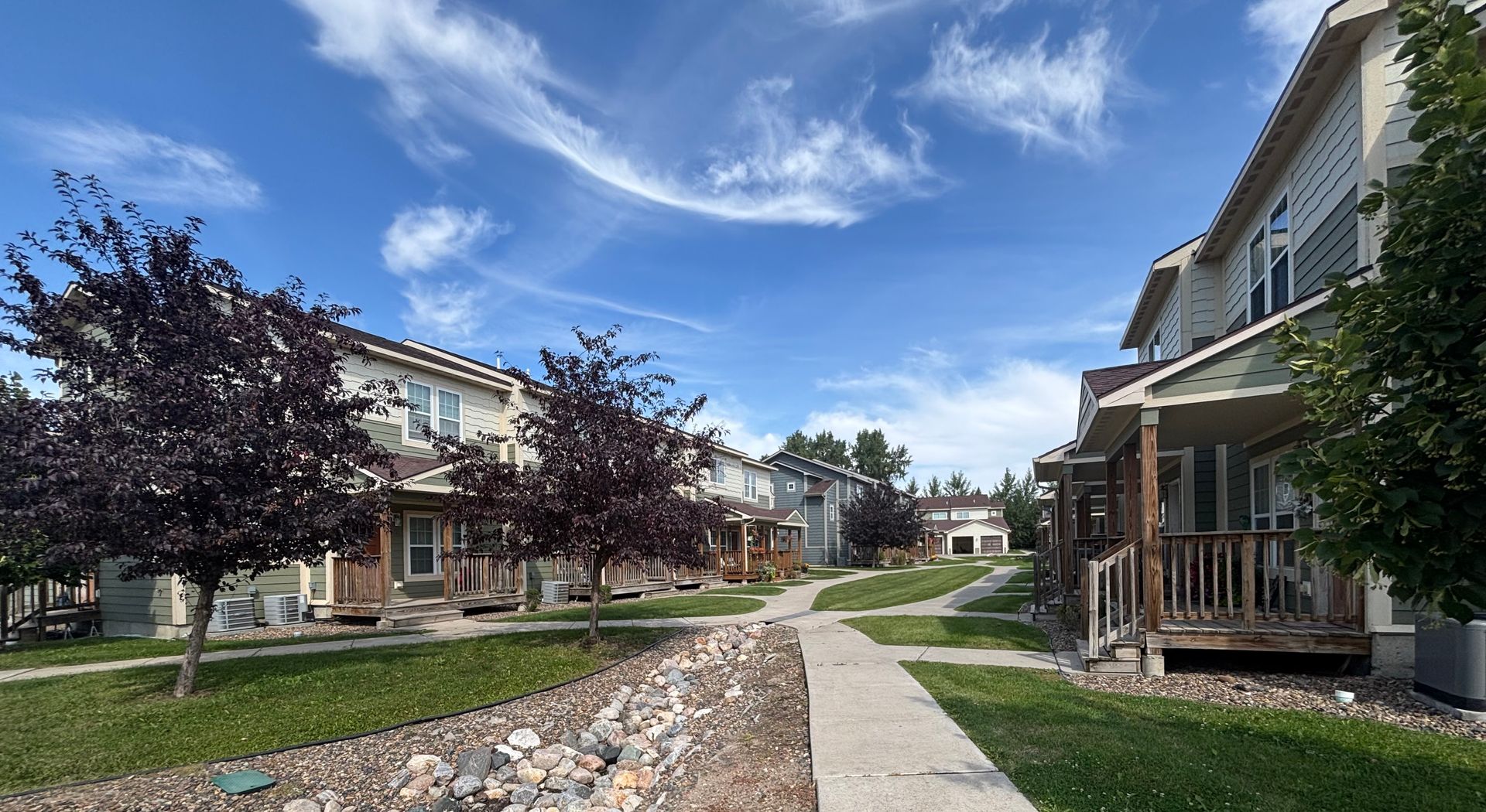 Watford CIty Townhome: 4th Ave SE