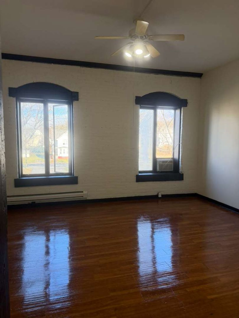 Sussex Apartment: 16 Walling Avenue