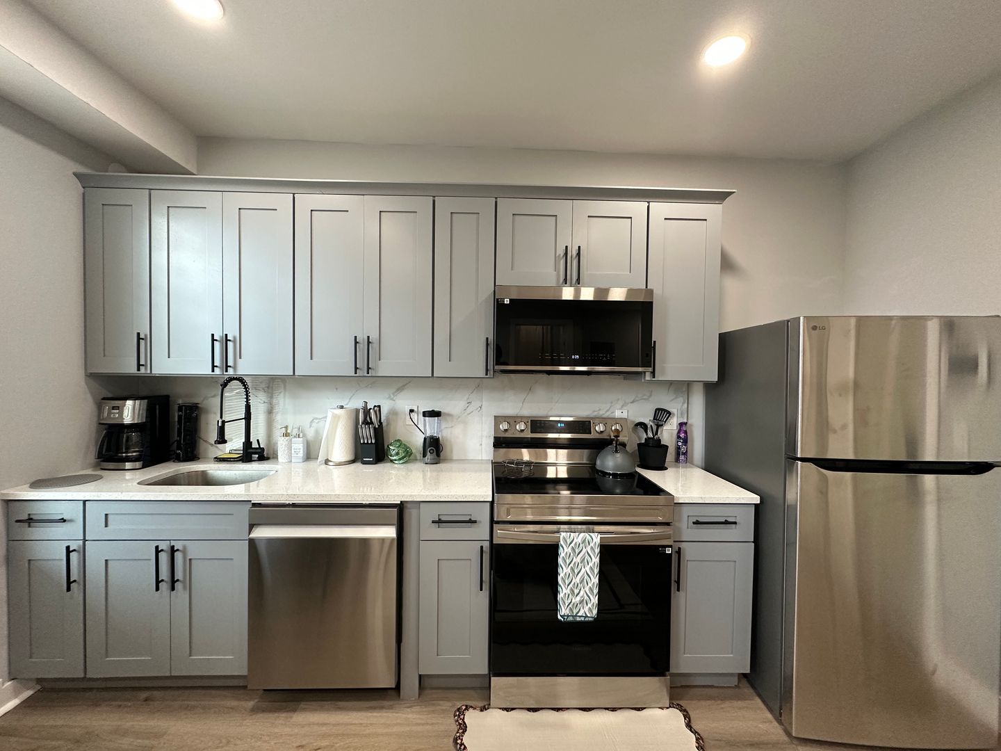 Philadelphia Apartment: 1116 S 12TH ST