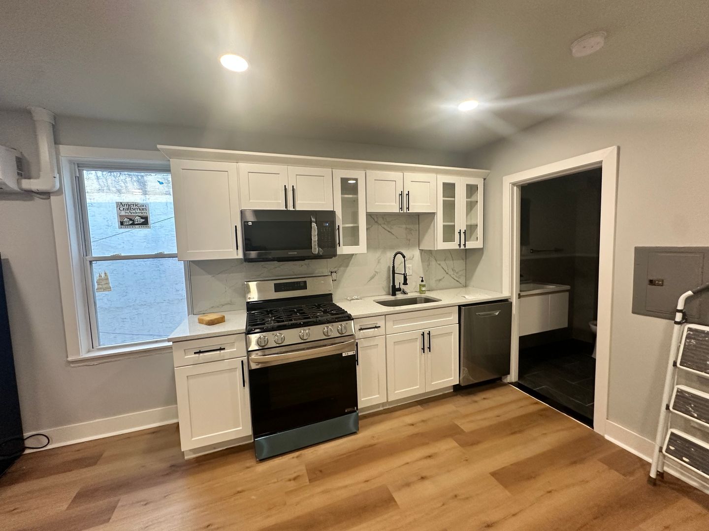 Philadelphia Apartment: 1405 Reed st