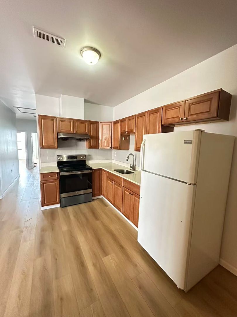 Philadelphia Apartment: 1001 Arch st