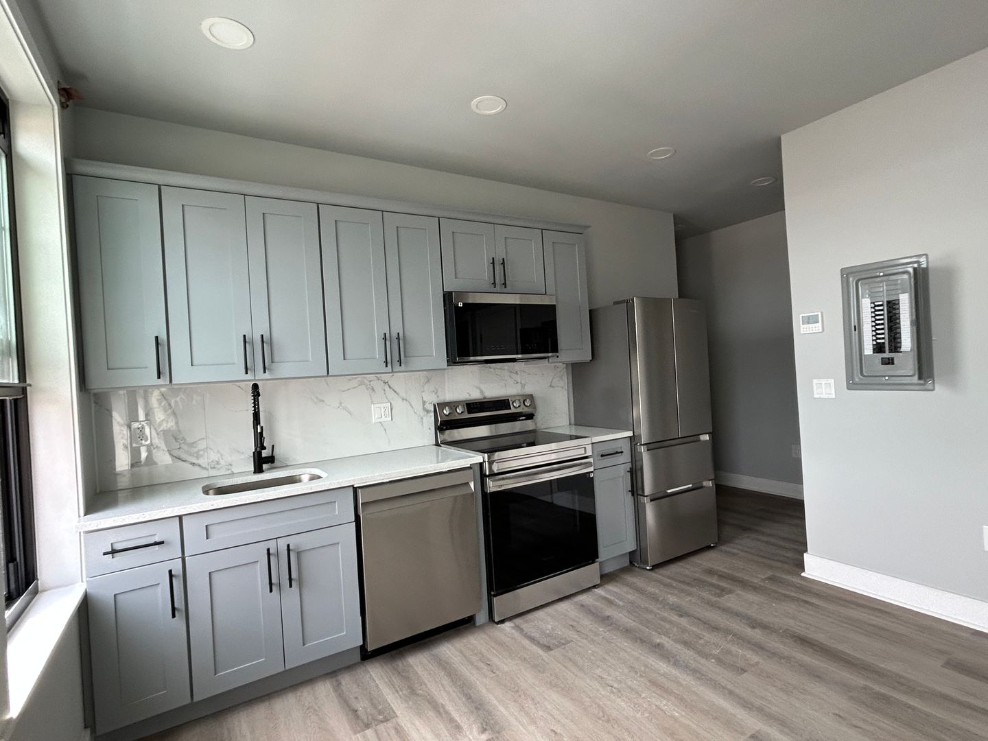 Philadelphia Apartment: 1116 S 12TH ST