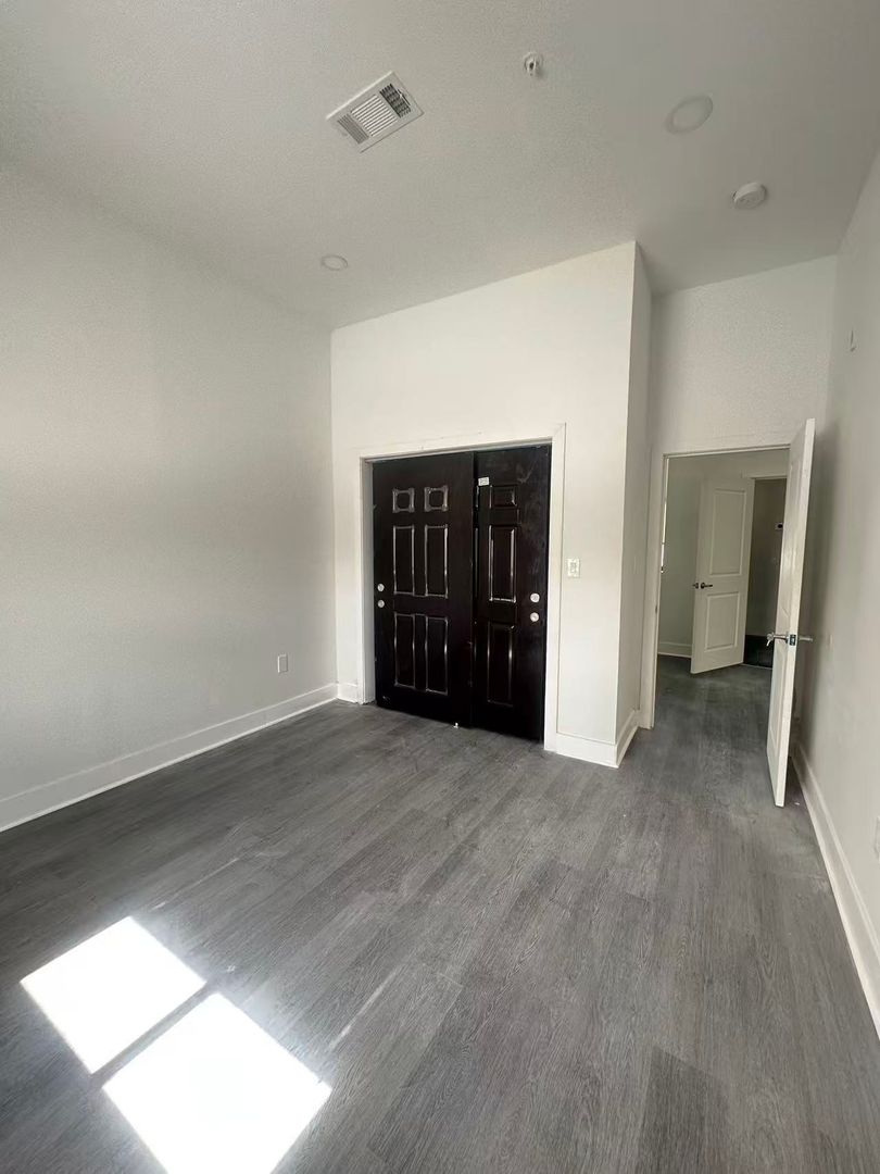 Philadelphia Apartment: 4629 Frankford Ave