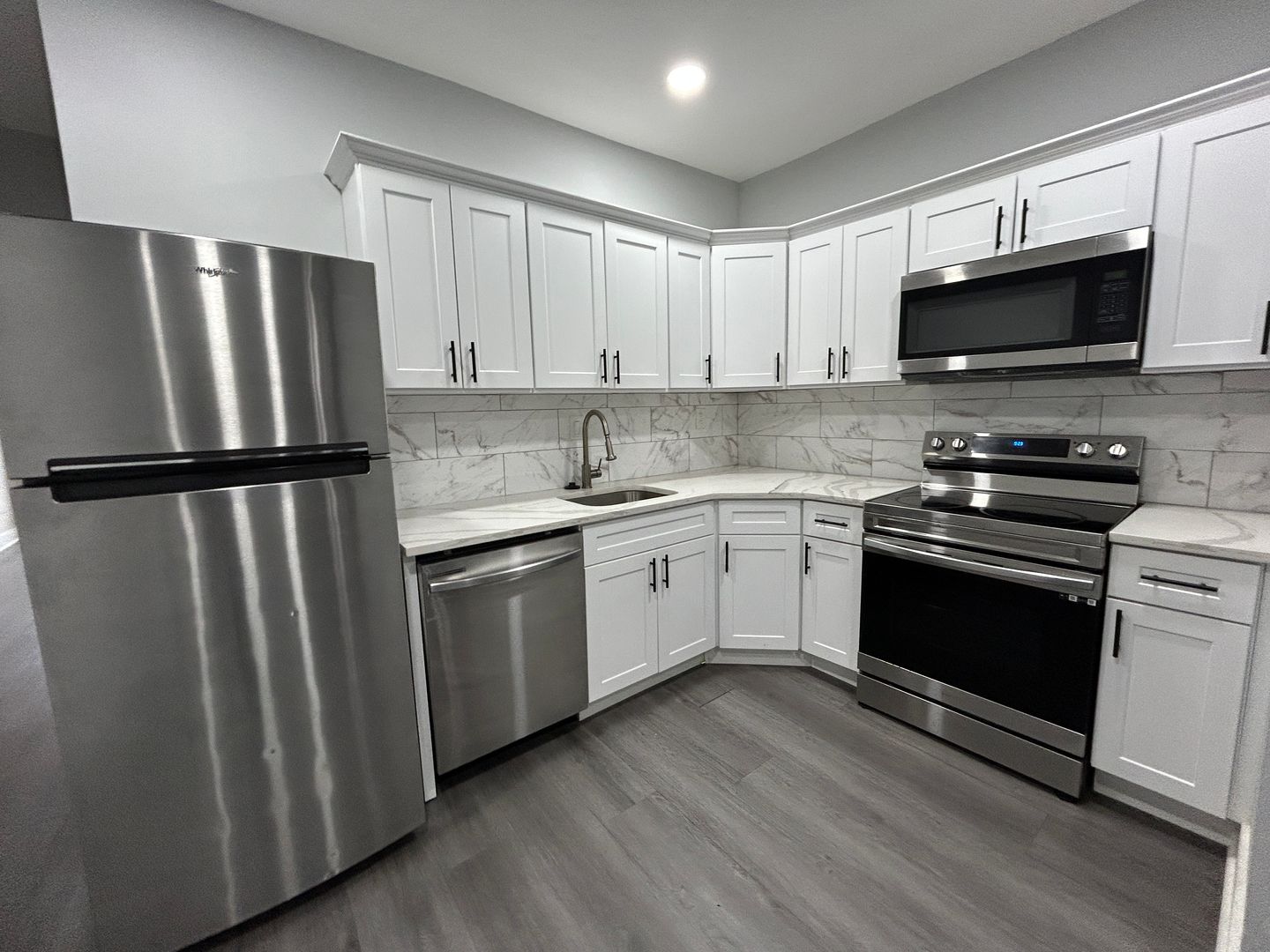 Philadelphia Apartment: 1428 S 5th st