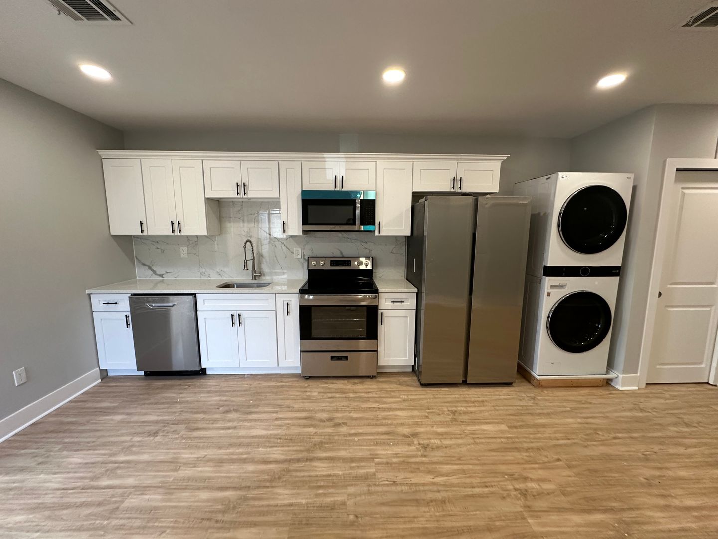 Philadelphia Apartment: 1713 S 22nd st