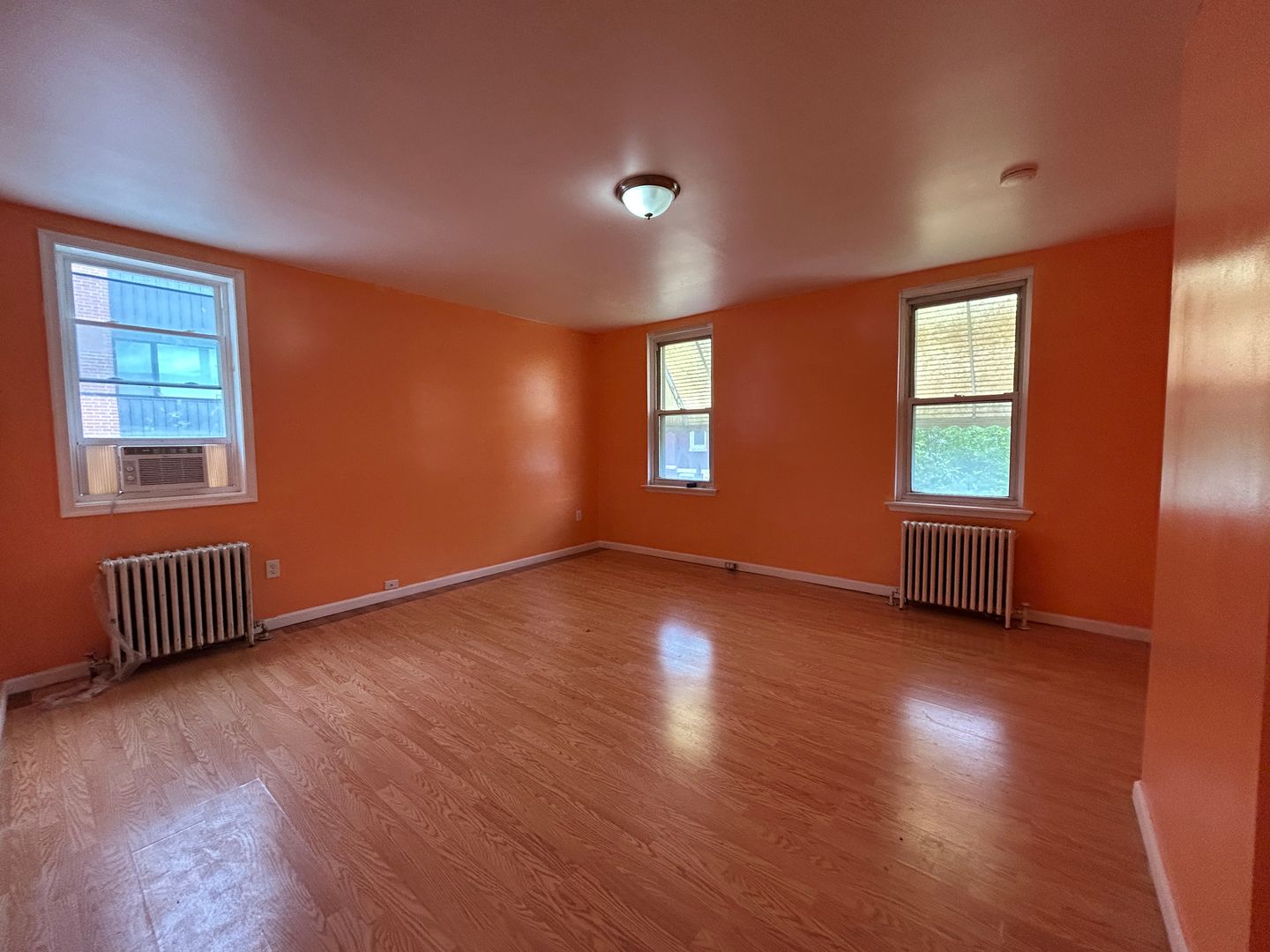 Philadelphia Apartment: 1815 Tasker st