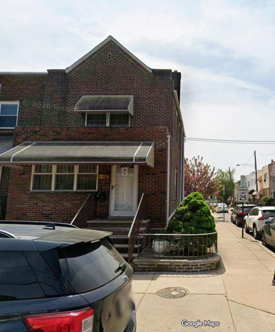 Philadelphia House: 1212 JOHNSTON ST