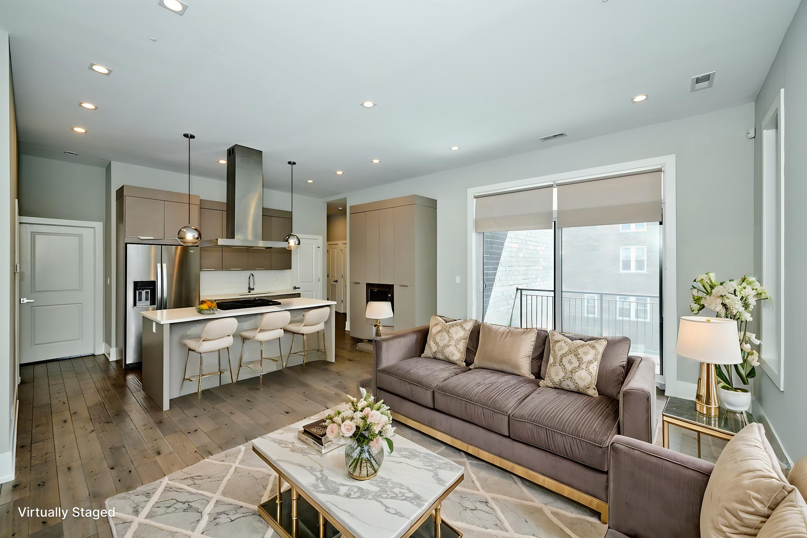 Chicago Apartment: 1752 W 18th Place
