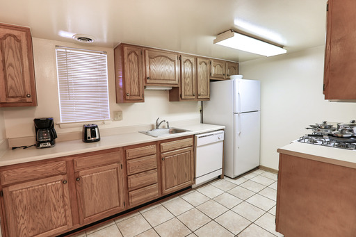 1 Bedroom, Classic Updated, Ground Floor