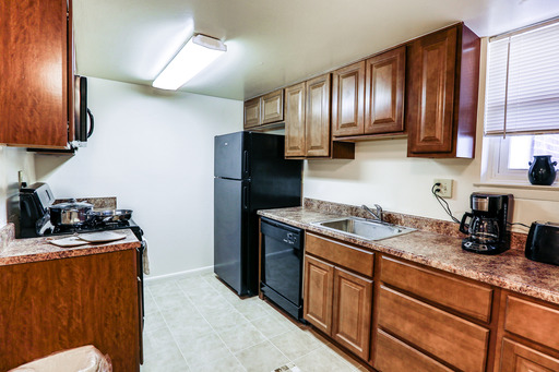 2 Bedroom Apartment – 601 Cranbrook Road, Apt. E, Cockeysville, MD 21030
