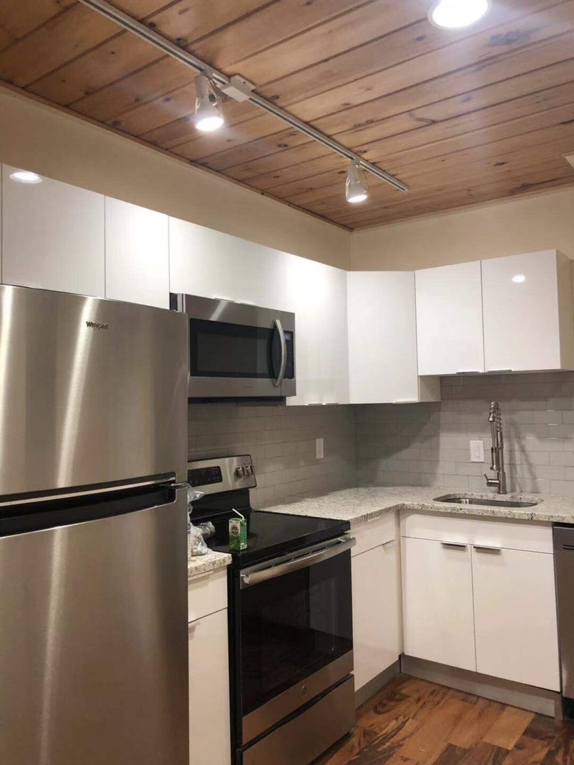 PHILADELPHIA Apartment: 1637 S BROAD ST