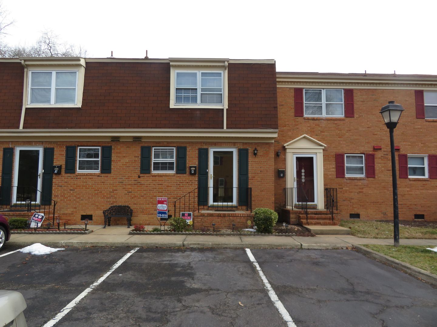 Petersburg Condo: 200 Walnut Boulevard