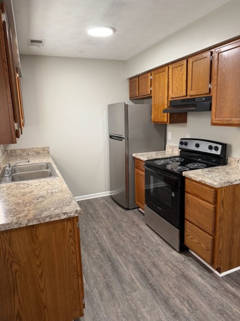 Richmond Apartment: 223 Churchill Drive