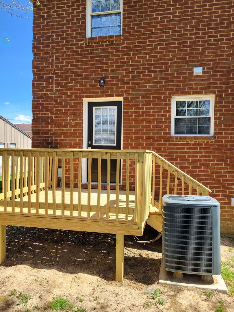 Berea Apartment: 102 Barnes Lane