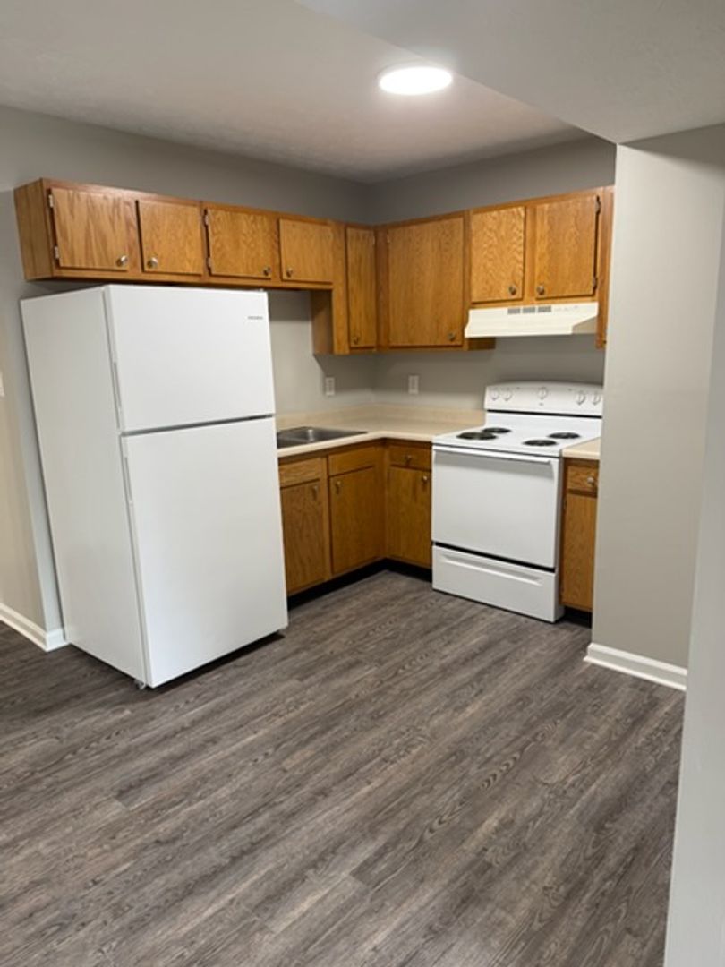 Richmond Apartment: 443 Jason Drive