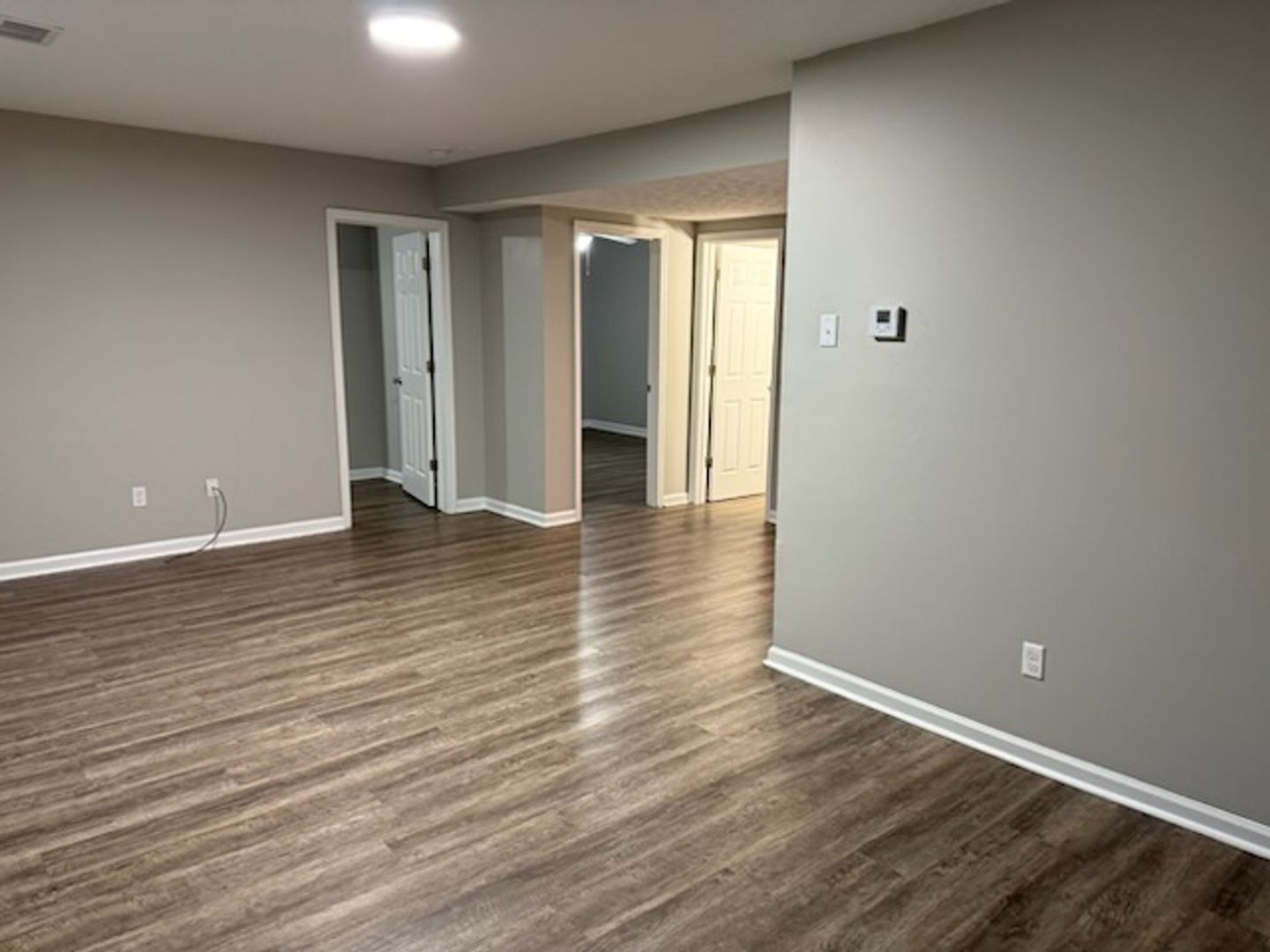 Richmond Apartment: 184 South Killarney Lane