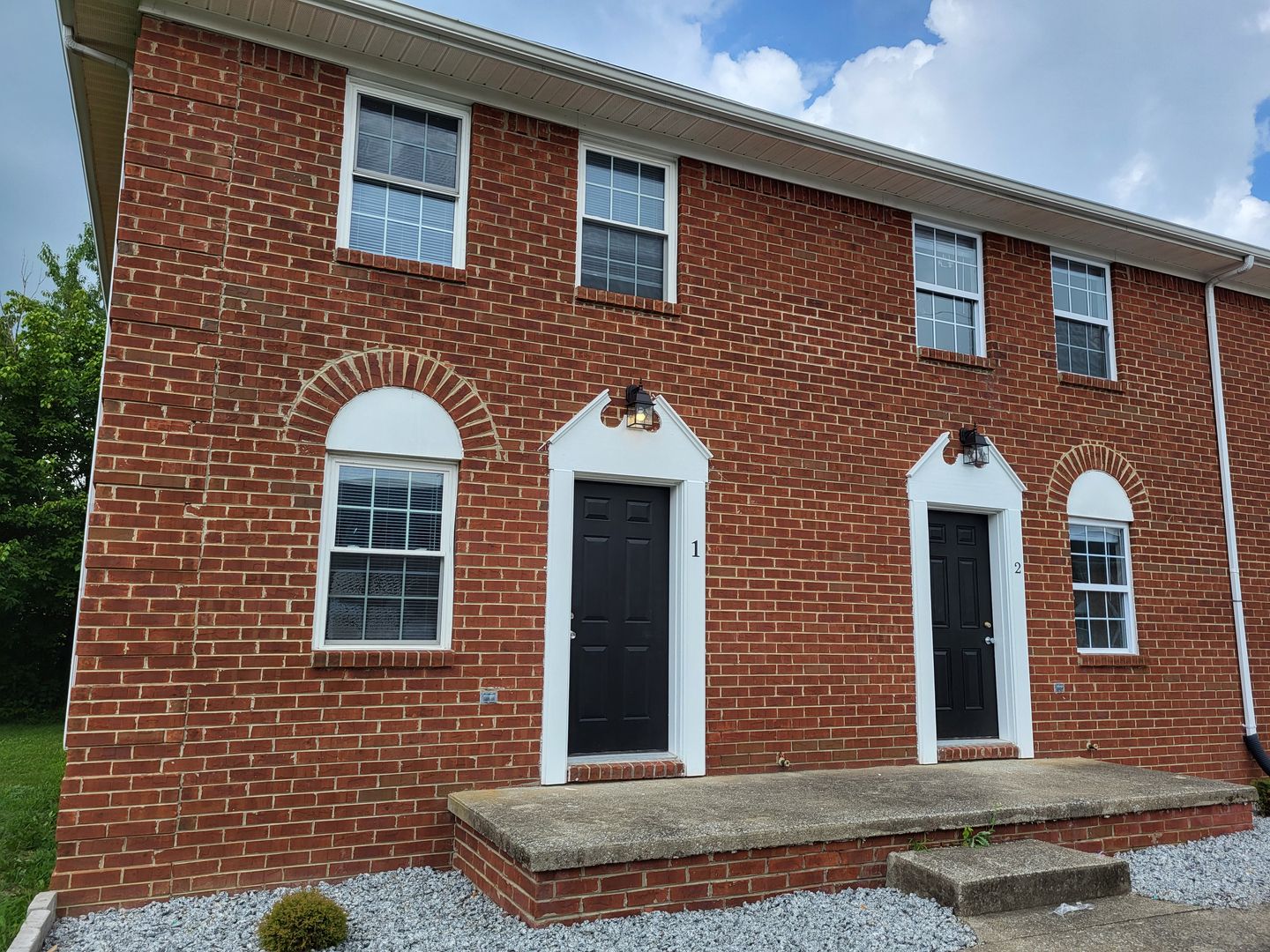Berea Apartment: 102 Barnes Lane
