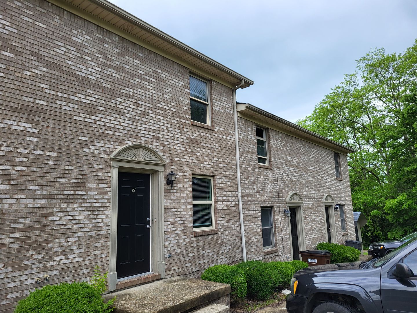 Richmond Apartment: 217 Churchill Drive