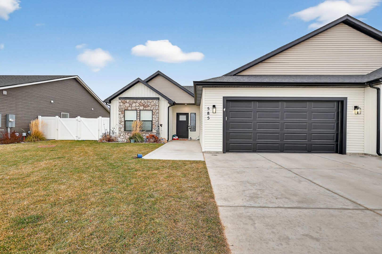 Sugar City House: 585 S. Idaho Ave