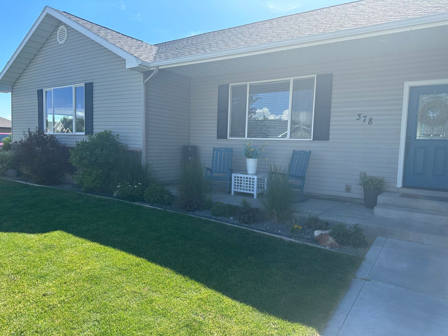 Sugar City House: 378 South Pine Ave