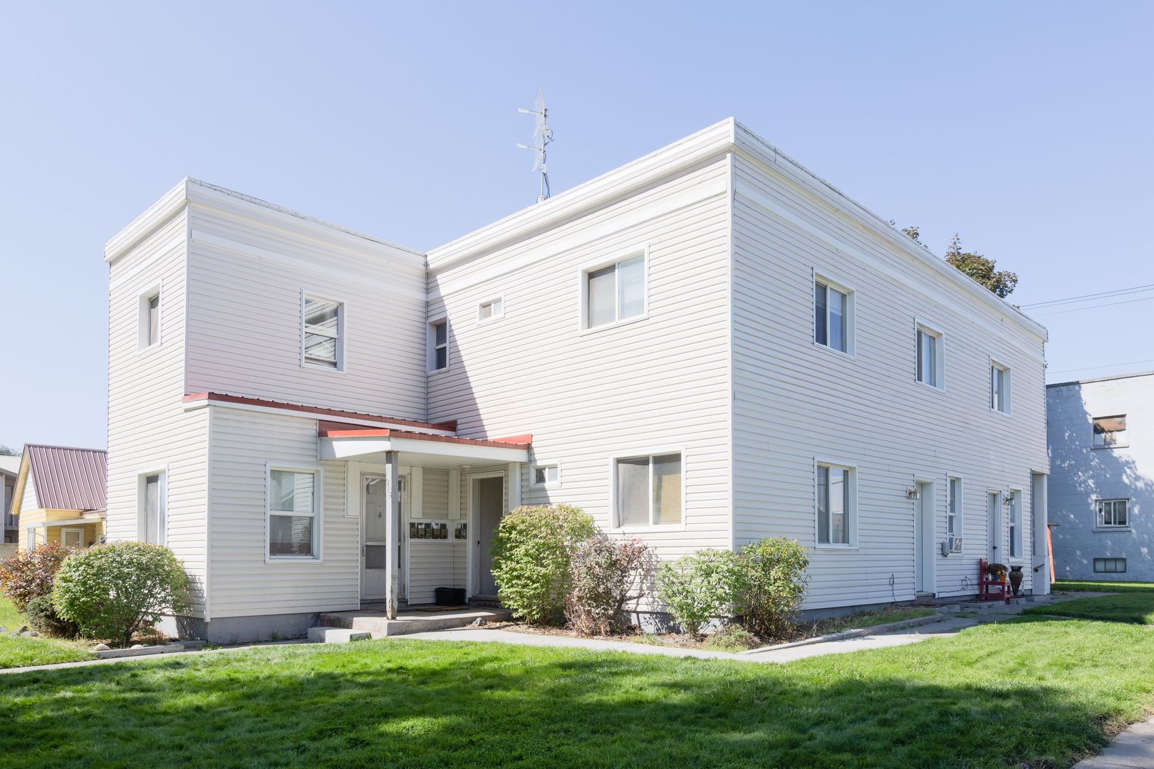 Idaho Falls Apartment: 218 S Water Ave