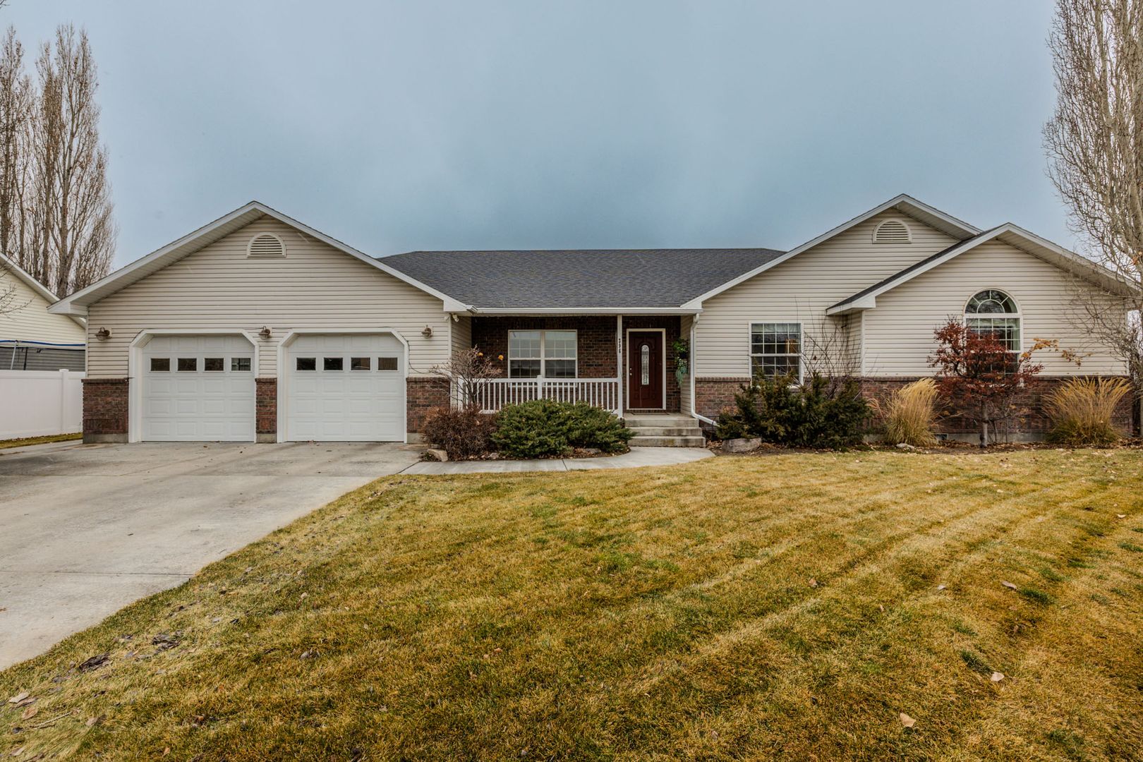 Sugar City House: 396 S Palomino Drive