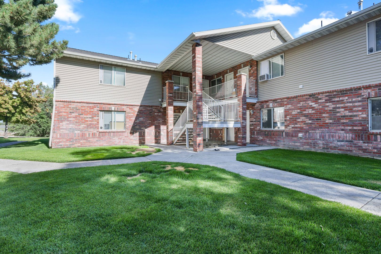 Rexburg Condo: 264 N 3rd East #104