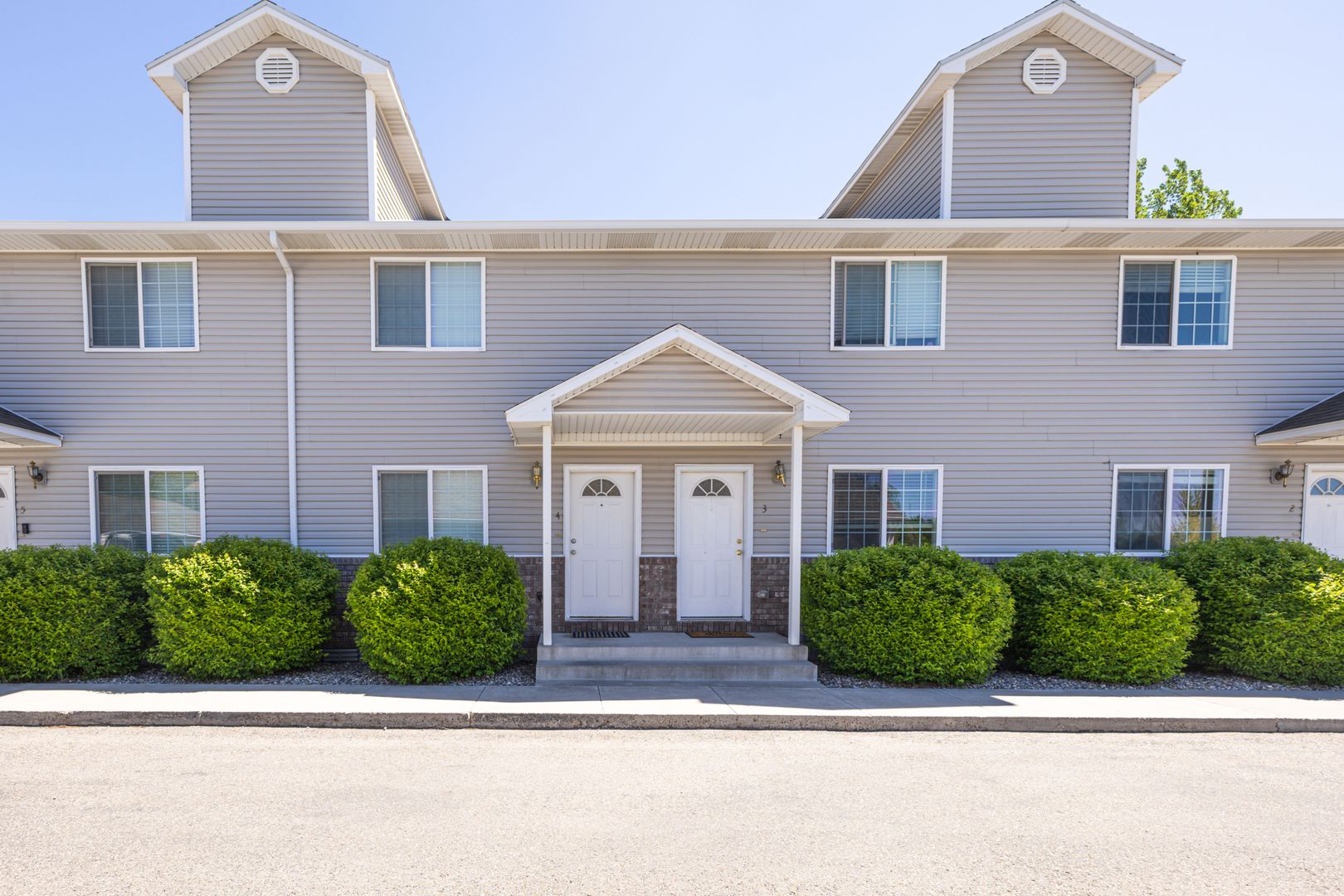 Idaho Falls Townhome: 2105 Alan Street #6
