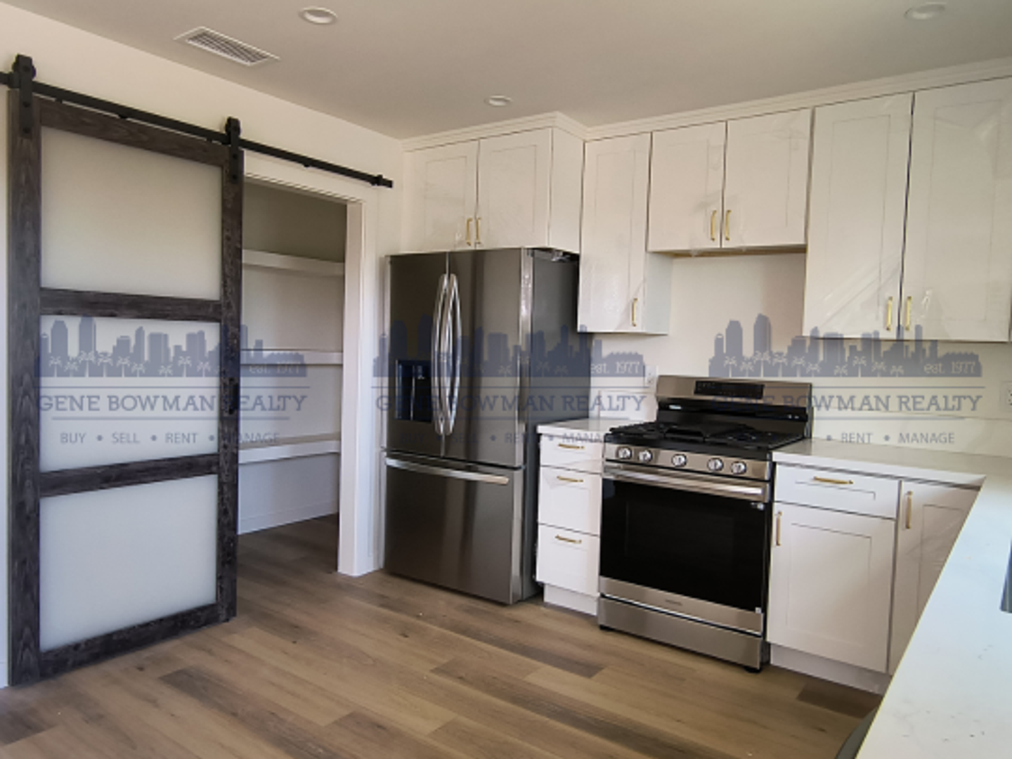 National City Apartment: 2201-2205 E 24th St