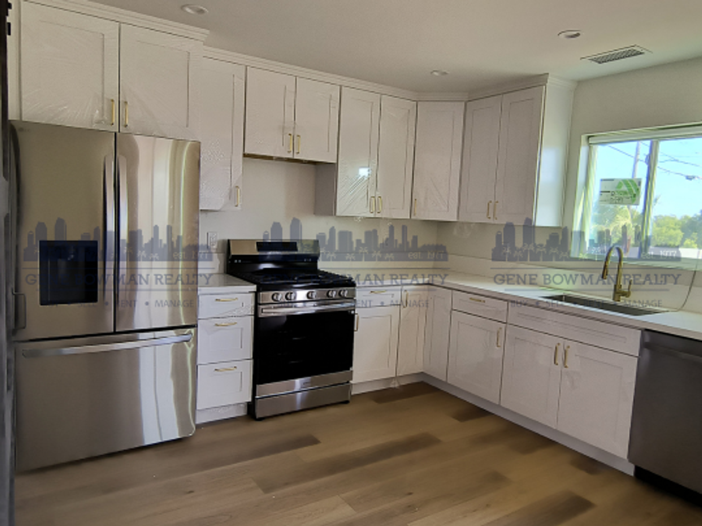 National City Apartment: 2201-2205 E 24th St